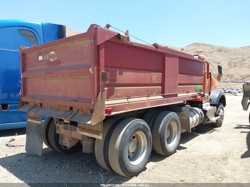 2012 Kenworth Construction VIN 1XKDD49X2CJ330383 IAAI salvage auction — FRONT END, Salvage (California), sold $10,200 on 2026-09-02 (photo 4)