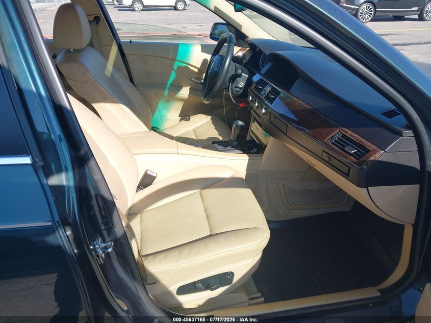 2007 BMW 5 series VIN WBANE73557CM50269 IAAI salvage auction — NORMAL WEAR, Clear (Maryland), sold $475 on 2026-07-29 (photo 5)