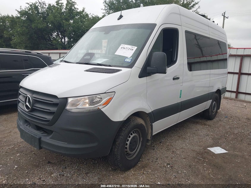2025 Mercedes-benz Sprinter VIN W1Z4KFHY8SP826752 IAAI salvage auction — ROOF, Enterprise Vehicles Clear Only (Texas), sold $27,750 on 2026-07-30 (photo 2)