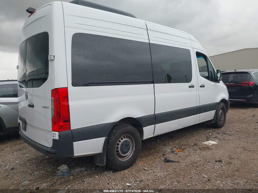 2025 Mercedes-benz Sprinter VIN W1Z4KFHY8SP826752 IAAI salvage auction — ROOF, Enterprise Vehicles Clear Only (Texas), sold $27,750 on 2026-07-30 (photo 4)