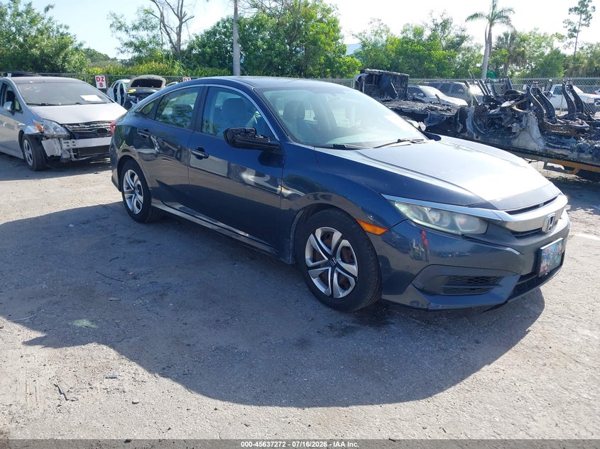 2017 Honda Civic VIN 19XFC2F55HE032512 IAAI salvage auction — LEFT SIDE, Wait Title, sold $2,300 on 2026-08-26 (photo 1)