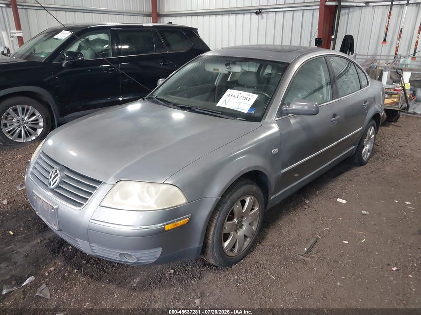 2002 Volkswagen Passat VIN WVWRH63B92P289633 IAAI salvage auction — WATER/FLOOD, Clear (Virginia), sold $275 on 2026-08-20 (photo 2)