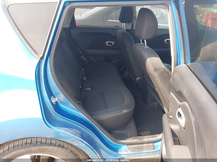 2016 Kia Soul VIN KNDJP3A5XG7404419 IAAI salvage auction — NORMAL WEAR, Clear (Illinois), sold $500 on 2026-07-22 (photo 8)