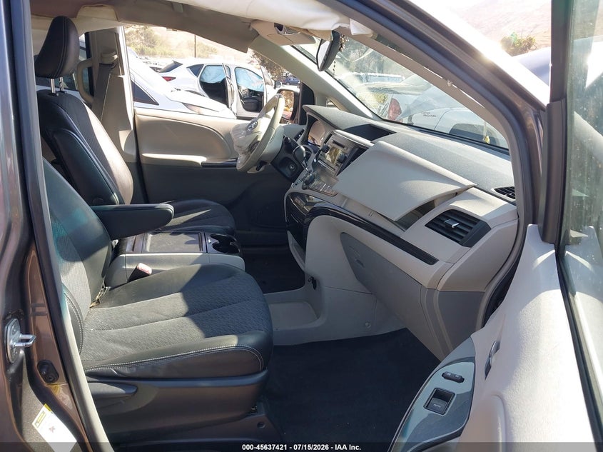2013 Toyota Sienna VIN 5TDXK3DC1DS396733 IAAI salvage auction — FRONT END, Salvage (California), sold $25 on 2026-07-28 (photo 5)