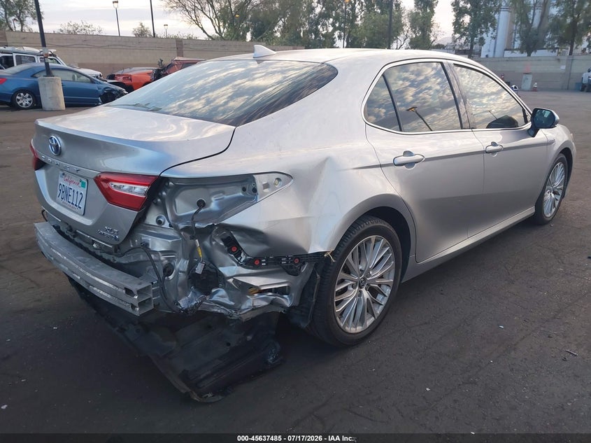 2018 Toyota Camry VIN 4T1B21HK0JU003873 IAAI salvage auction — RIGHT REAR, Salvage Certificate (California), sold $9,100 on 2026-07-31 (photo 4)