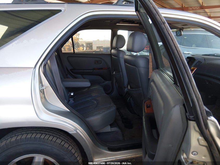2000 Lexus Rx 300 VIN JT6GF10U0Y0049417 IAAI salvage auction — NORMAL WEAR, Clear (Florida), sold $50 on 2026-07-28 (photo 8)