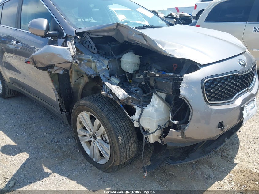 2017 Kia Sportage VIN KNDPMCAC3H7235900 IAAI salvage auction — RIGHT FRONT, Salvage (Pennsylvania), sold $1,800 on 2026-07-29 (photo 6)