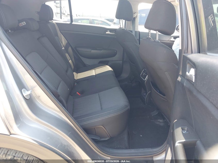 2017 Kia Sportage VIN KNDPMCAC3H7235900 IAAI salvage auction — RIGHT FRONT, Salvage (Pennsylvania), sold $1,800 on 2026-07-29 (photo 8)
