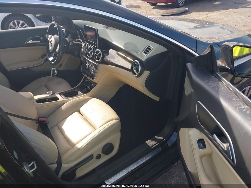 2016 Mercedes-benz Cla-klasse VIN WDDSJ4EB5GN365736 IAAI salvage auction — FRONT END, Wait Title, sold $1,525 on 2026-08-17 (photo 5)