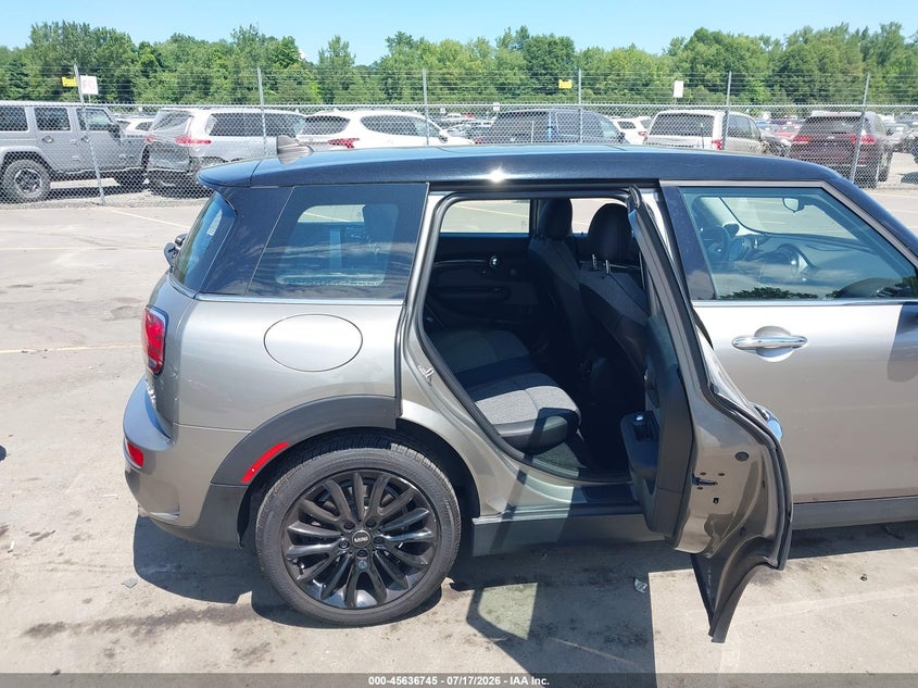 2020 Mini Clubman VIN WMWXJ1C01L2L38686 IAAI salvage auction — RIGHT FRONT, Salvage Title, sold $2,900 on 2026-08-01 (photo 8)