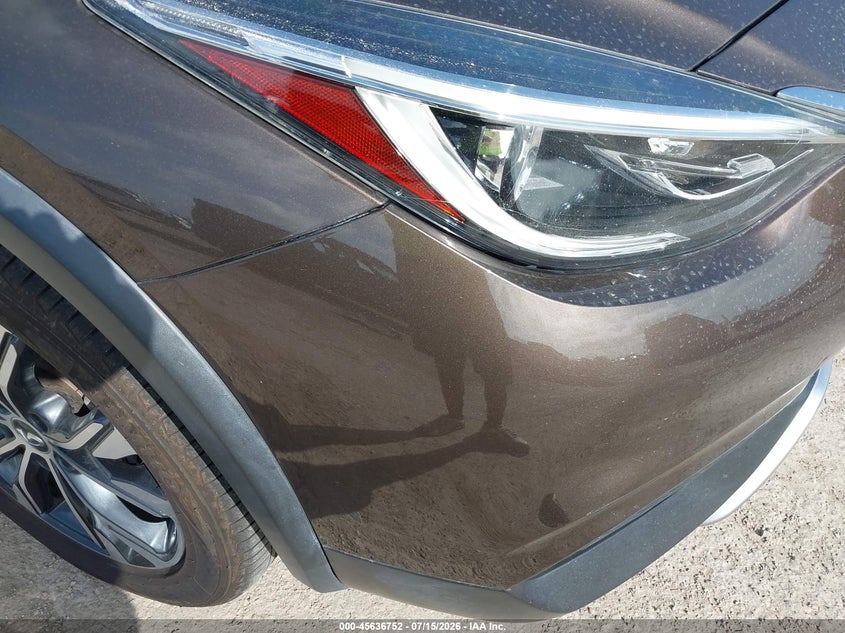 2018 Infiniti Qx30 VIN SJKCH5CR8JA056368 IAAI salvage auction — UNKNOWN, Original (Texas), sold $7,400 on 2026-08-19 (photo 6)