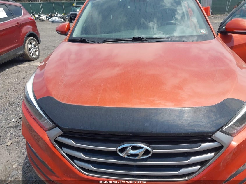2017 Hyundai Tucson VIN KM8J3CA24HU557345 IAAI salvage auction — NORMAL WEAR, Clear (Pennsylvania), sold $900 on 2026-07-28 (photo 6)