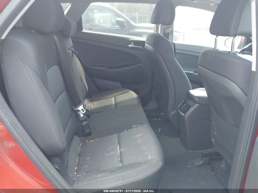 2017 Hyundai Tucson VIN KM8J3CA24HU557345 IAAI salvage auction — NORMAL WEAR, Clear (Pennsylvania), sold $900 on 2026-07-28 (photo 8)