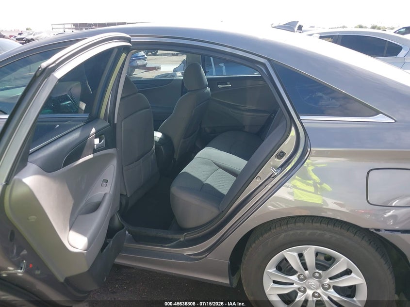 2012 Hyundai Sonata VIN 5NPEB4AC1CH371868 IAAI salvage auction — FRONT & REAR, Salvage Title, sold $1,600 on 2026-07-27 (photo 8)