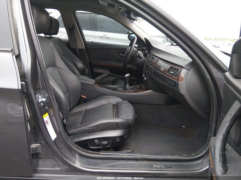 2008 BMW 3 series VIN WBAVC93588KZ73066 IAAI salvage auction — NORMAL WEAR, Certificate Of Title (Nebraska), sold $475 on 2026-07-31 (photo 5)
