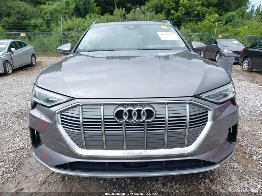 2019 Audi E-tron VIN WA1LAAGE6KB008283 IAAI salvage auction — UNKNOWN, Wait Title, sold $13,200 on 2026-08-24 (photo 6)