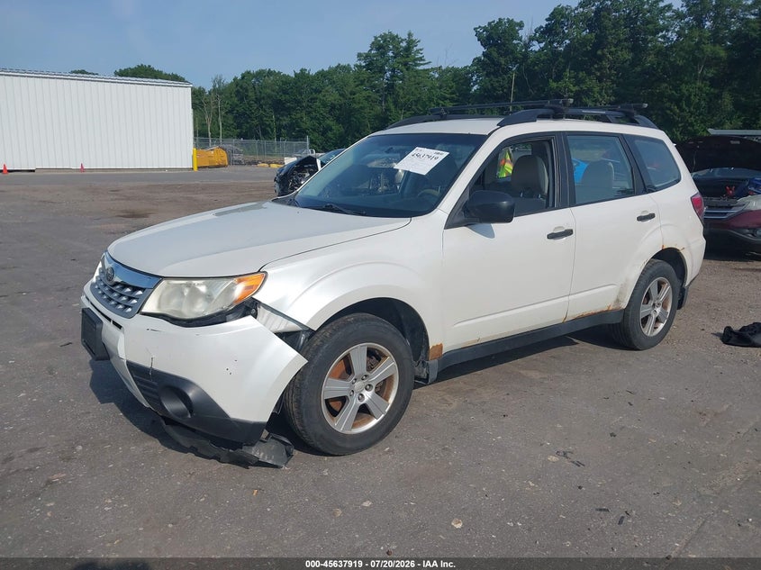 2013 Subaru Forester VIN JF2SHABC6DG406216 IAAI salvage auction — NORMAL WEAR, Clear (Massachusetts), sold $425 on 2026-07-31 (photo 2)