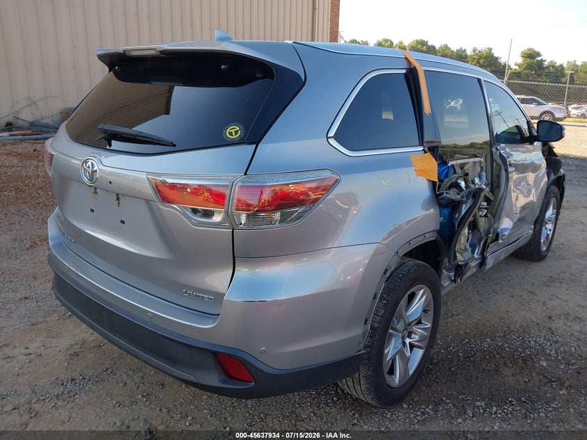2016 Toyota Highlander VIN 5TDYKRFHXGS181694 IAAI salvage auction — SIDE, Salvage (North Carolina), sold $7,100 on 2026-08-02 (photo 4)