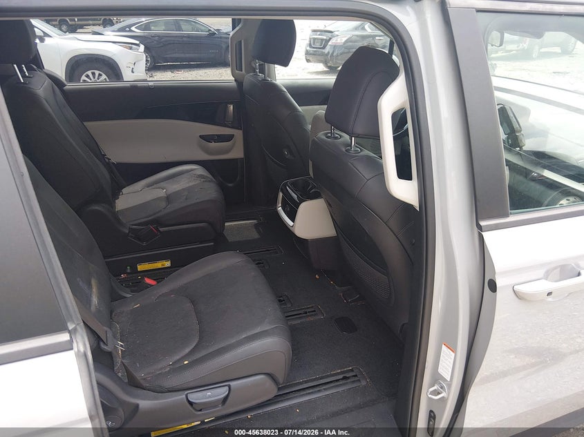 2024 Kia Carnival VIN KNDNC5H36R6316604 IAAI salvage auction — NORMAL WEAR, Salvage Title, sold $16,225 on 2026-07-30 (photo 8)