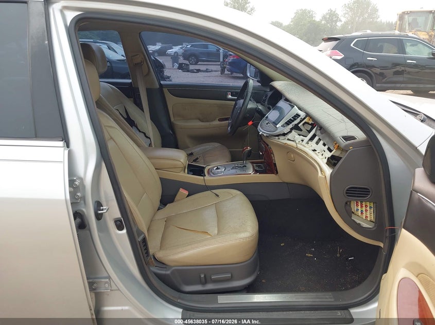 2012 Hyundai Genesis VIN KMHGC4DD2CU204821 IAAI salvage auction — NORMAL WEAR, Clear (Florida), sold $225 on 2026-07-28 (photo 5)
