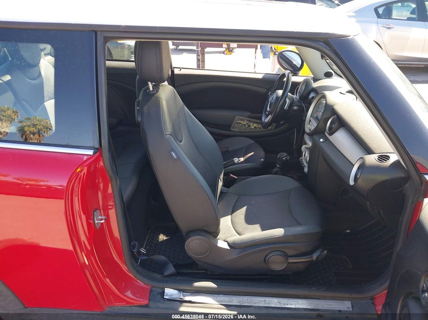 2008 Mini Hardtop VIN WMWMF335X8TT67438 IAAI salvage auction — NORMAL WEAR, Clear - Dealer Only (California), sold $25 on 2026-07-29 (photo 5)