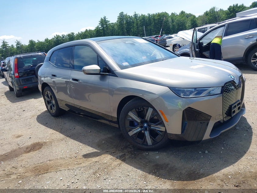 2023 BMW Ix VIN WB523CF0XPCL97925 — IAAI salvage auction photo