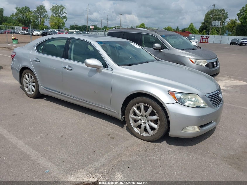 2008 Lexus Ls 460 VIN JTHBL46FX85066569 IAAI salvage auction — NORMAL WEAR, Clear (Tennessee), sold $225 on 2026-07-28 (photo 1)