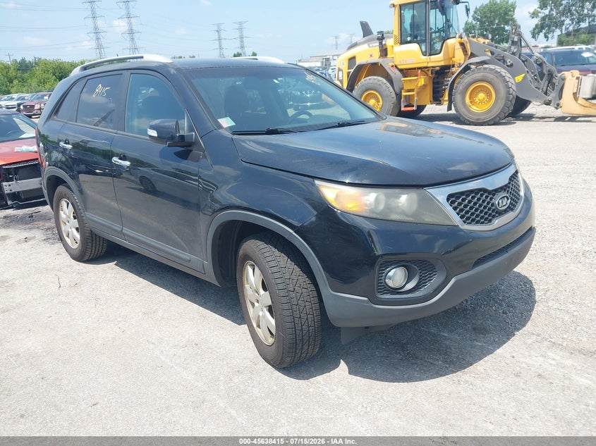 2011 Kia Sorento VIN 5XYKT4A11BG134060 IAAI salvage auction — NORMAL WEAR, Clear (Illinois), sold $275 on 2026-07-29 (photo 1)