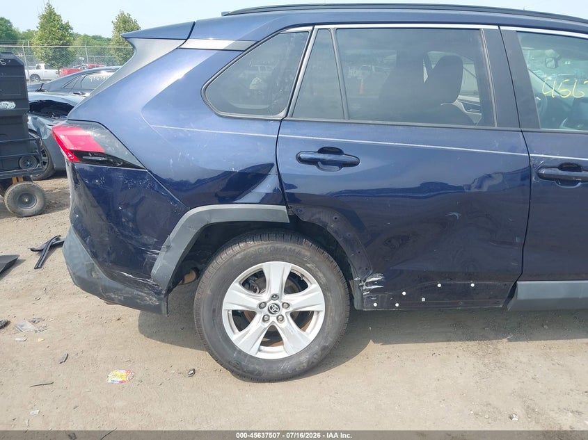2021 Toyota Rav 4 VIN 2T3P1RFV2MW217988 IAAI salvage auction — REAR END, Salvage (Virginia), sold $9,600 on 2026-07-31 (photo 6)