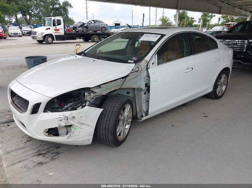2012 Volvo S60 VIN YV1622FS2C2137260 IAAI salvage auction — FRONT END, Salvage Title, sold $775 on 2026-08-12 (photo 2)