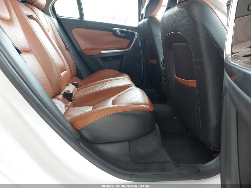 2012 Volvo S60 VIN YV1622FS2C2137260 IAAI salvage auction — FRONT END, Salvage Title, sold $775 on 2026-08-12 (photo 8)