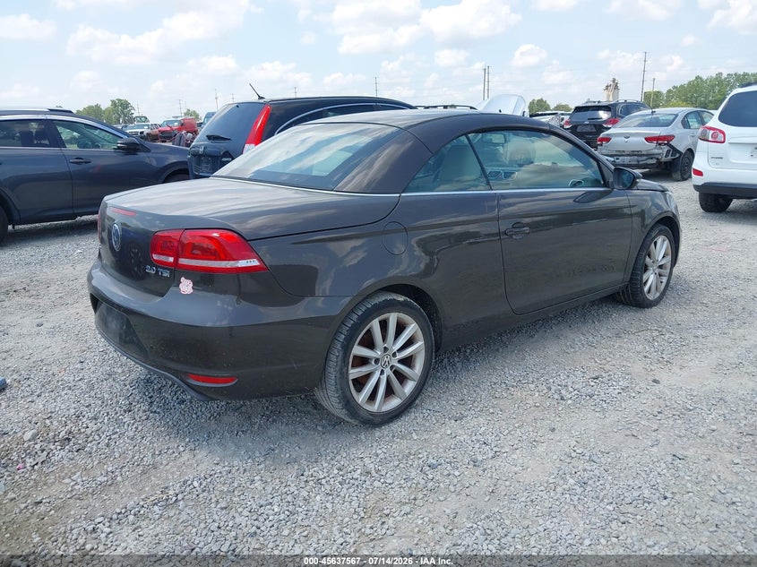 2012 Volkswagen Eos VIN WVWBW7AH2CV009407 IAAI salvage auction — NORMAL WEAR, Clear (Maryland), sold $300 on 2026-08-05 (photo 4)