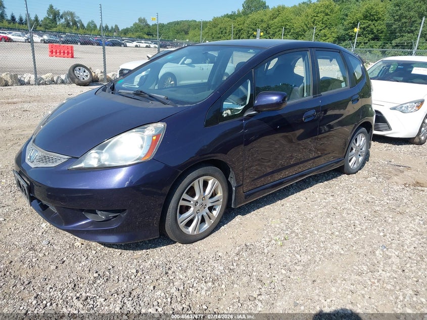 2010 Honda Fit VIN JHMGE8H48AC008514 IAAI salvage auction — NORMAL WEAR, Clear (Illinois), sold $25 on 2026-07-22 (photo 2)