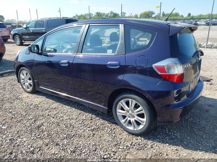 2010 Honda Fit VIN JHMGE8H48AC008514 IAAI salvage auction — NORMAL WEAR, Clear (Illinois), sold $25 on 2026-07-22 (photo 3)