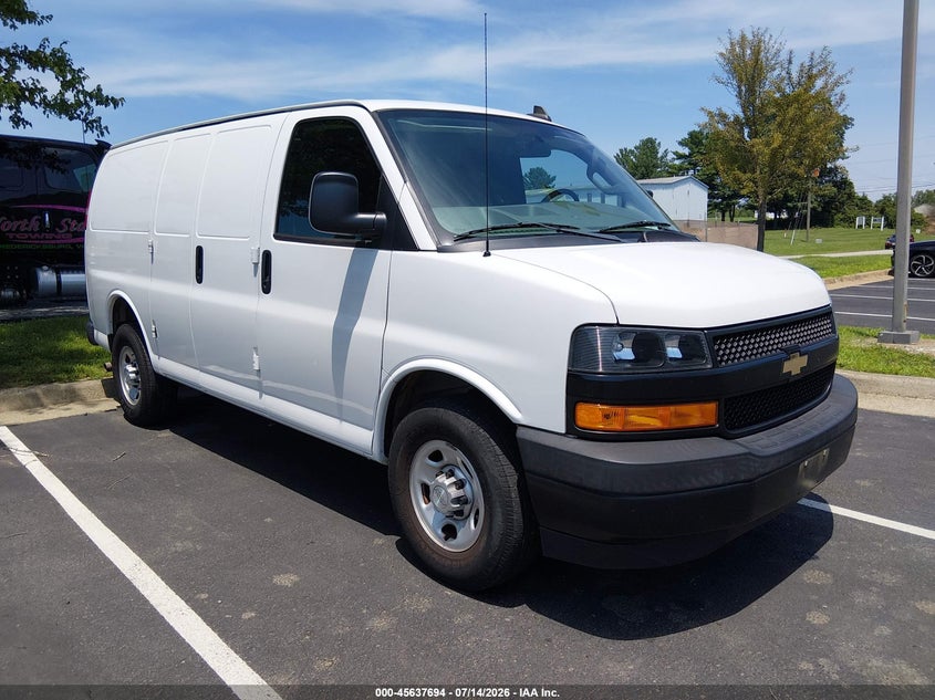2018 Chevrolet Express 2500 VIN 1GCWGAFG2J1276241 IAAI salvage auction — NORMAL WEAR, Sf97 (Virginia), sold $22,500 on 2026-08-19 (photo 1)