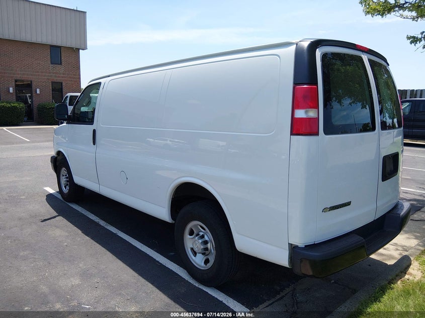 2018 Chevrolet Express 2500 VIN 1GCWGAFG2J1276241 IAAI salvage auction — NORMAL WEAR, Sf97 (Virginia), sold $22,500 on 2026-08-19 (photo 3)