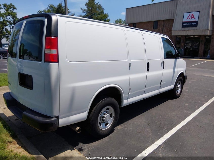 2018 Chevrolet Express 2500 VIN 1GCWGAFG2J1276241 IAAI salvage auction — NORMAL WEAR, Sf97 (Virginia), sold $22,500 on 2026-08-19 (photo 4)