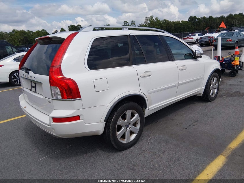 2013 Volvo Xc90 VIN YV4952CZ3D1631787 IAAI salvage auction — UNKNOWN, Salvage Title, sold $225 on 2026-07-22 (photo 4)