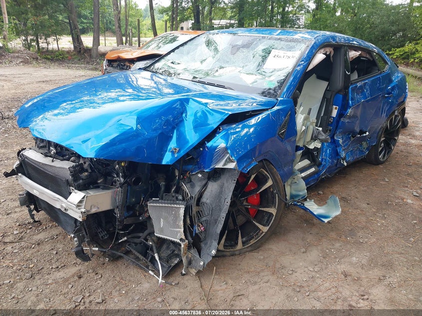 2020 Lamborghini Urus VIN ZPBUA1ZL2LLA07402 IAAI salvage auction — FRONT & REAR, Salvage Title, sold $60,000 on 2026-08-17 (photo 2)