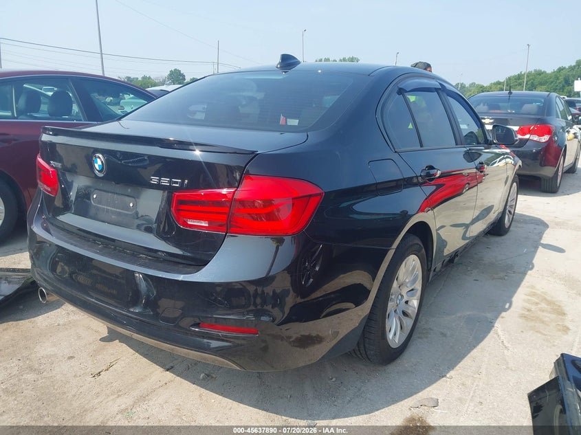 2018 BMW 3er VIN WBA8E5G56JNV02113 IAAI salvage auction — FRONT END, Salvage (Ohio), sold $2,850 on 2026-08-07 (photo 4)