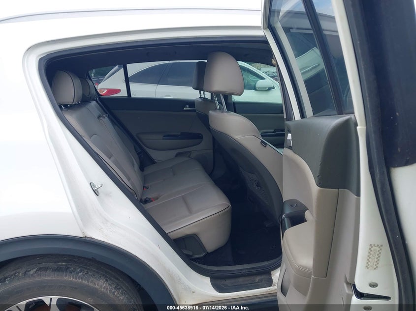 2017 Kia Sportage VIN KNDPN3AC0H7227153 IAAI salvage auction — ENGINE DAMAGE, Salvage Title, sold $2,450 on 2026-07-17 (photo 8)