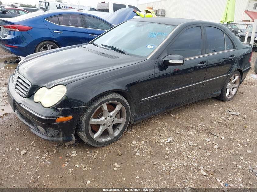 2007 Mercedes-benz C class VIN WDBRF52H87F843794 IAAI salvage auction — NORMAL WEAR, Original (Texas), sold $350 on 2026-07-30 (photo 2)