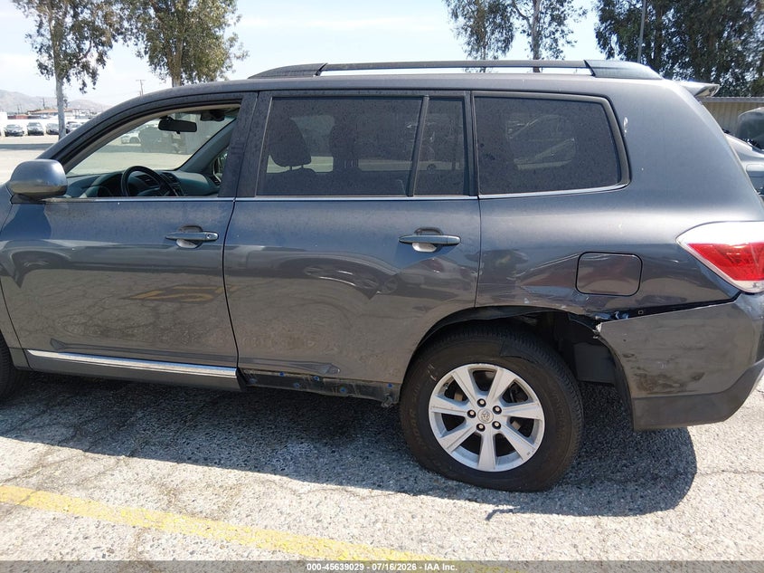 2013 Toyota Highlander VIN 5TDZK3EH0DS117131 IAAI salvage auction — SIDE, Salvage (California), sold $2,600 on 2026-07-27 (photo 6)