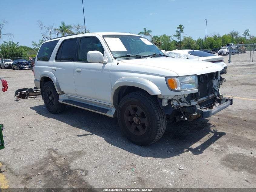 2002 Toyota 4runner VIN JT3GN86R420227347 IAAI salvage auction — FRONT END, Rebuildable (Florida), sold $925 on 2026-08-01 (photo 1)