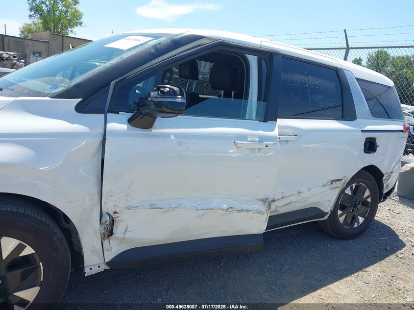 2026 Kia Carnival VIN KNDNB5KA4T6148771 IAAI salvage auction — LEFT SIDE, Clear (Virginia), sold $19,250 on 2026-07-30 (photo 6)