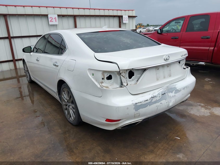 2014 Lexus Ls VIN JTHGL5EF2E5051864 IAAI salvage auction — REAR END, Original (Texas), sold $8,650 on 2026-09-08 (photo 3)