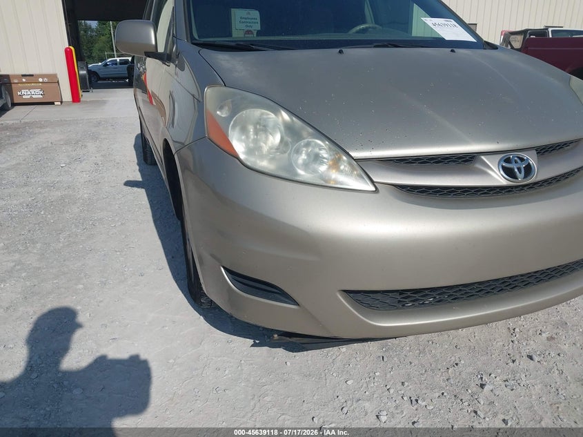 2010 Toyota Sienna VIN 5TDYK4CC0AS318130 IAAI salvage auction — NORMAL WEAR, Clear (Alabama), sold $775 on 2026-07-29 (photo 6)