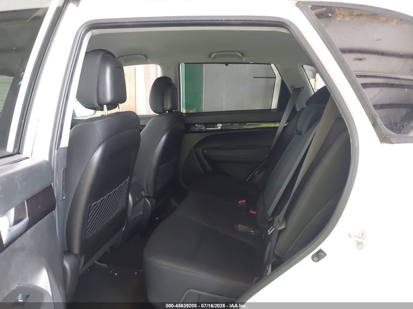 2015 Kia Sorento VIN 5XYKTCA62FG559623 IAAI salvage auction — NORMAL WEAR, Clear (Georgia), sold $1,775 on 2026-07-29 (photo 8)