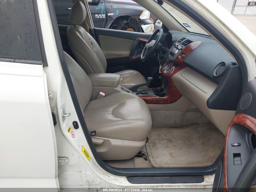 2007 Toyota Rav4 VIN JTMZK31V375014372 IAAI salvage auction — NORMAL WEAR, Original (Texas), sold $700 on 2026-07-24 (photo 5)