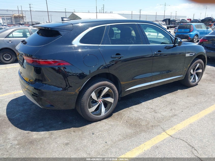 2021 Jaguar F-pace VIN SADCJ2EX6MA668286 IAAI salvage auction — SIDE, Salvage (California), sold $5,000 on 2026-07-29 (photo 4)